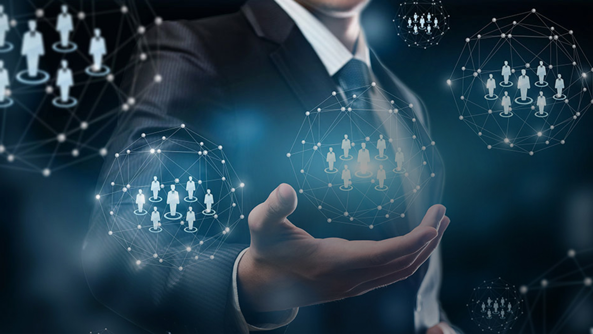 مدیر منابع انسانی